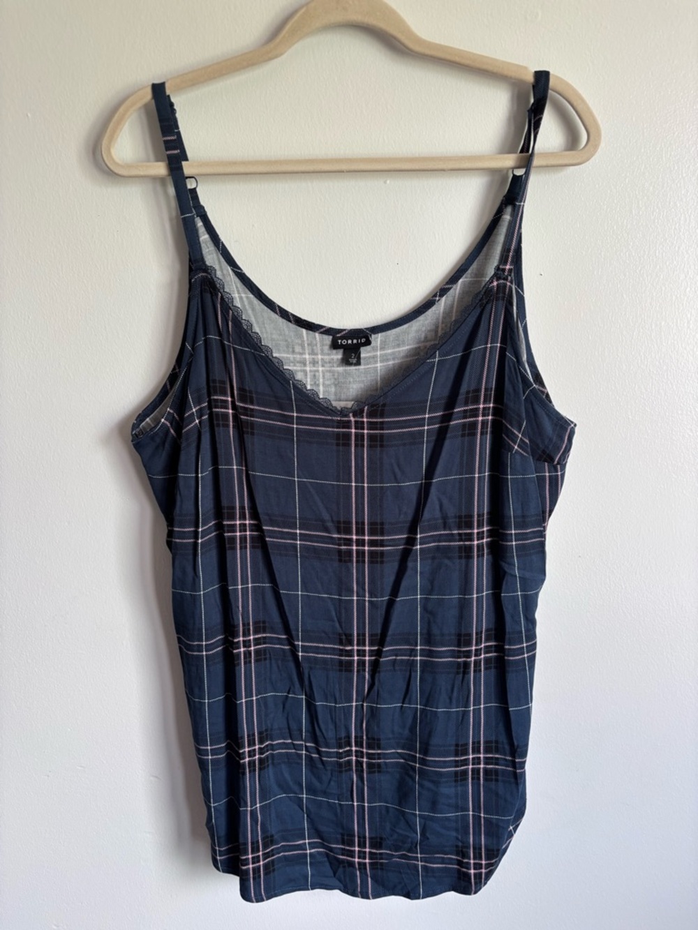 NWT torrid Navy Plaid Lace-Trim Cami size 2X 18-20